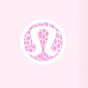 𝙻𝚞𝚕𝚞𝚕𝚎𝚖𝚘𝚗 ❤️